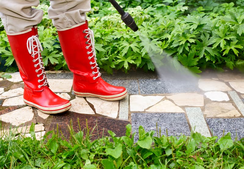 Advantages Of Hiring A Professional Pressure Washing Company